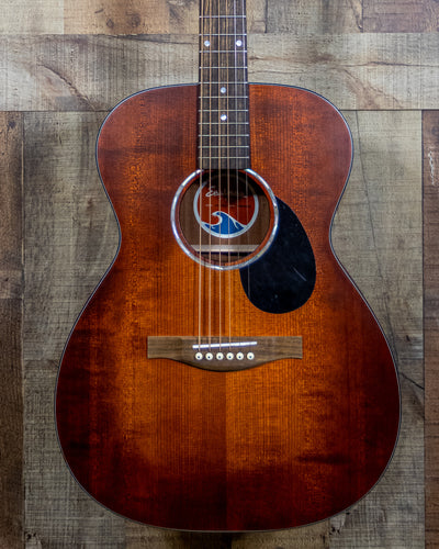 Eastman PCH1OM Classic Varnish