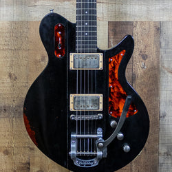 Eastman Juliet Antique Black w/Bigsby w/Gigbag