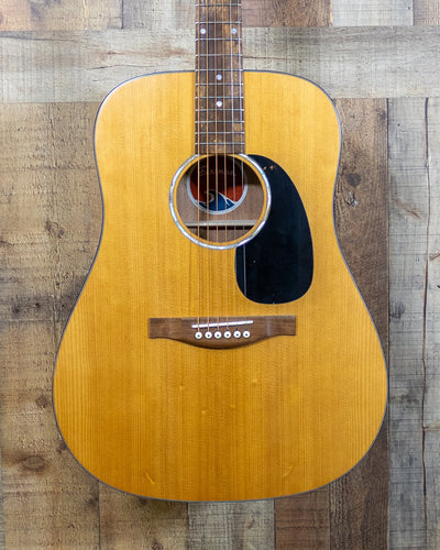 Eastman PCH1-Dreadnought Solid Top -Natural Finish
