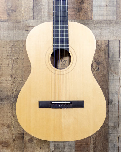 Teton STC10NT Classical Guitar with Gig Bag