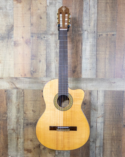 Teton STC180CENT Classical Guitar