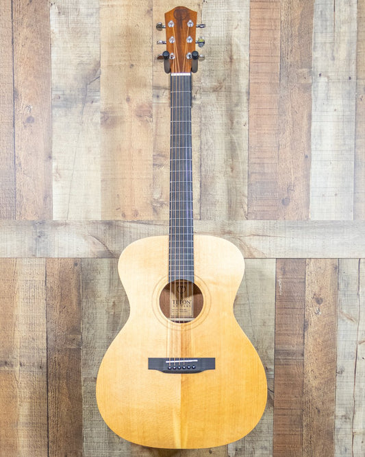 Teton STG10NT Grand Concert Acoustic Guitar