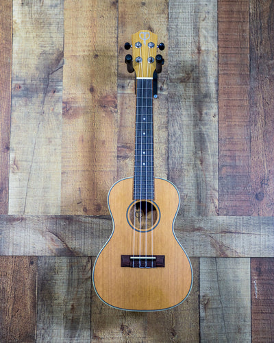 Teton Concert Uke Solid Cedar Top Willow Back